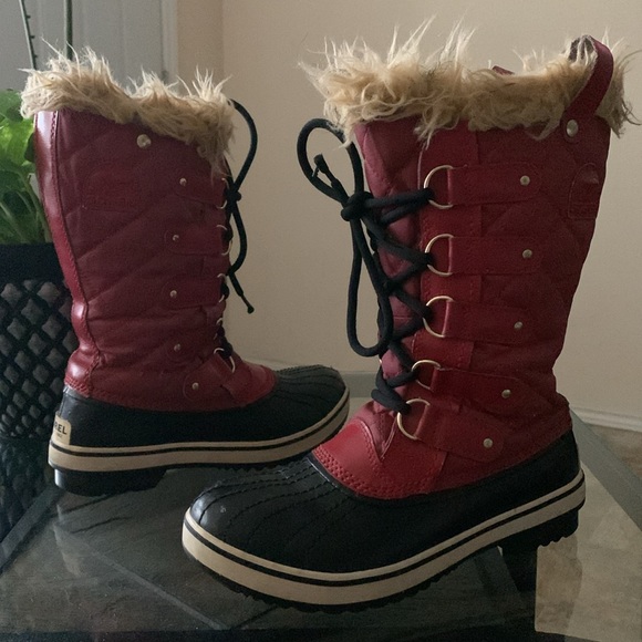 SOREL Joan of Arctic Faux Fur Waterproof Snow Boot - LIMITED EDITION - Picture 15 of 15